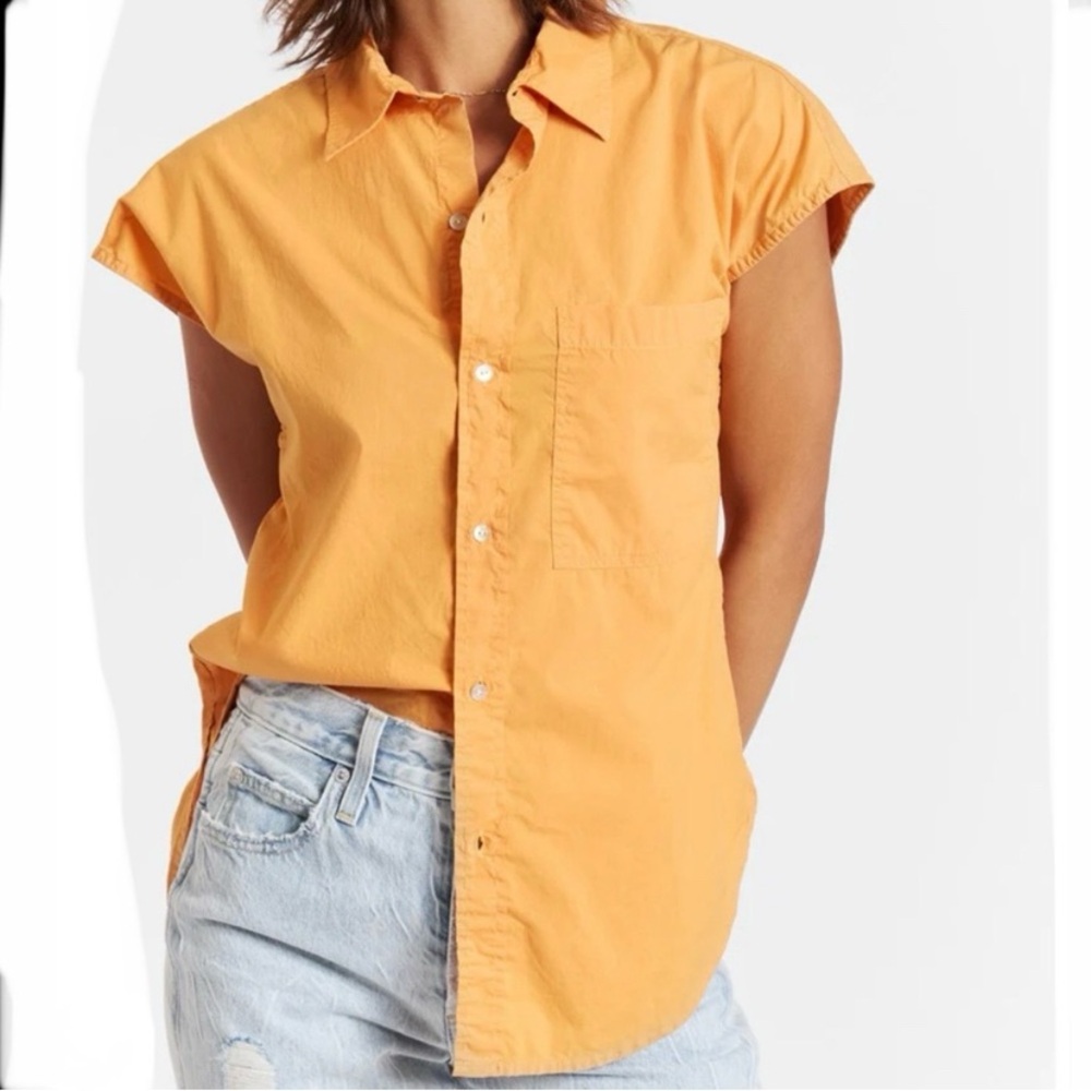 AMO Ruth Sleeveless Shirt in Apricot‎ Size Small